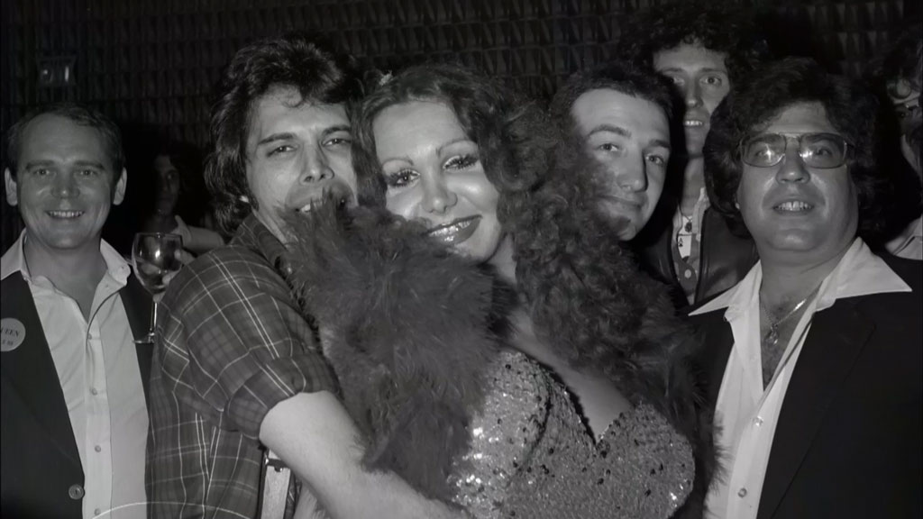 皇后乐队 演出岁月 最终的纪录片 世界上最伟大的摇滚乐队 Queen Days Of Our Lives 2011《BDMV 41.6G》