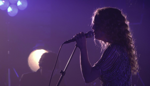 凡妮莎·帕拉迪丝 2010凡尔赛皇家歌剧院演唱会. Vanessa Paradis-Une nuit a Versailles 2010《BDMV 23G》