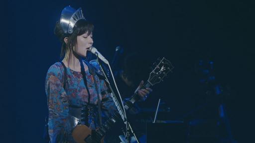 椎名林檎 Shiina Ringo – 椎名林檎と彼奴等の居る 真空地帯 2018《BDMV 28.4G》