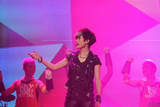 李宇春 – 我的巡演 广州站演唱会 [2DVD ISO 7.68GB]