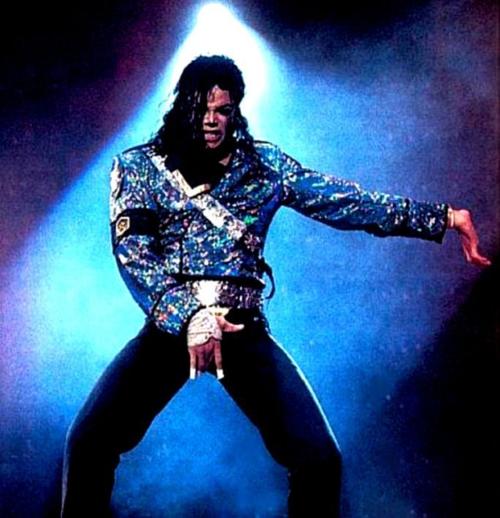迈克尔.杰克逊 Michael Jackson – DANGEROUS MV [2DVD ISO 7.69GB]