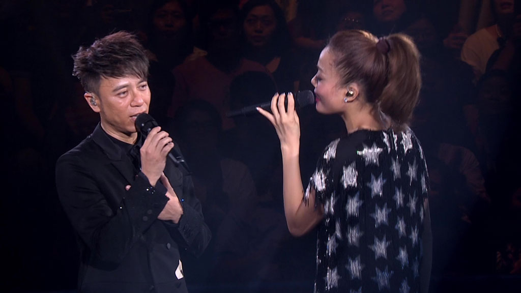 容祖儿&李克勤 Joey Yung Hacken Lee Concert Live 2015 香港红馆演唱会《Remux MKV 32.69G》