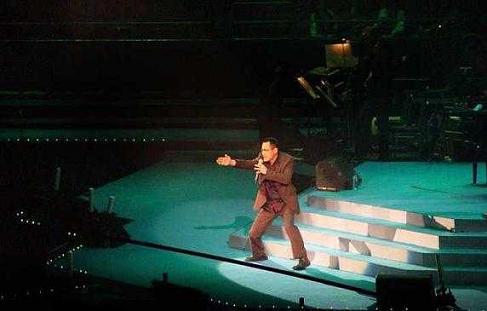 罗大佑2004香港搞搞真意思演唱会(2DVD-ISO4.2G+3.79G)