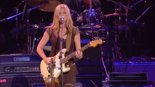 芬达Stratocaster琴型电吉他发布50周年吉他大师纪念演唱会 THE STRAT PACK LIVE IN CONCERT 2004《BDMV 40.5G》