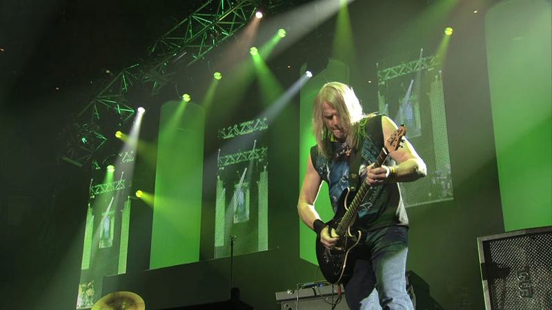 深紫乐队 Deep Purple To The Rising Sun In Tokyo 现场专辑2015《BDMV 19.9G》