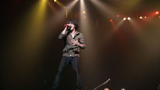 ONE OK ROCK – Zankyou Reference TOUR in YOKOHAMA ARENA 2012《BDISO 42.4G》