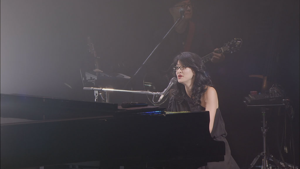 Angela Aki – ANGELA AKI Concert Tour 2014 TAPESTRY OF SONGS – THE BEST OF ANGELA AKI in 武道館 0804 [BLU-RAY]《BDISO 43.69G》