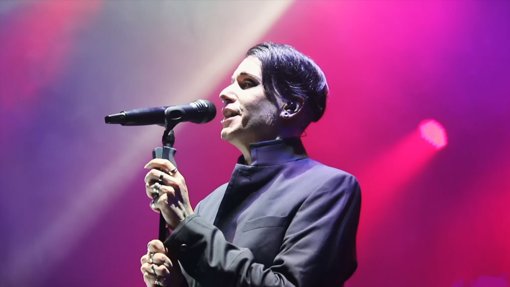 Blutengel - Live Im Wasserschloss Klaffenbach 2018《BDMV 22.1G》