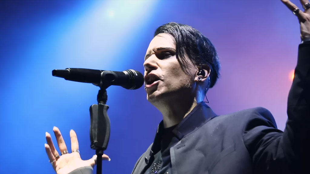 Blutengel - Live Im Wasserschloss Klaffenbach 2018《BDMV 22.1G》