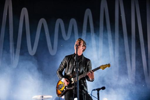 北极泼猴 – 2014雷丁音乐节演唱会 Arctic Monkeys at Reading 2014 [HDTV TS 5.9G]