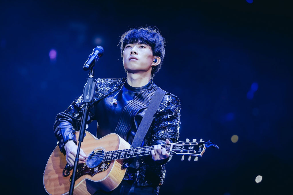 浮游 2017 赵雷北京演唱会1080P 2.0声道《HDTV TS 3GB》