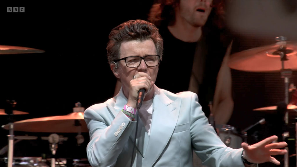 Rick Astley and Blossoms – Live Glastonbury Festival 2023 [WEB-DL MKV 3.74GB]