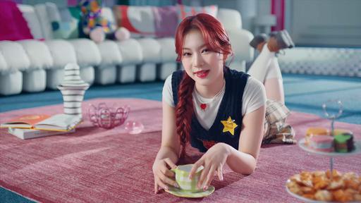 STAYC – Teddy Bear (Japanese Ver) 4K 2160P [Master MP4 1.15GB]