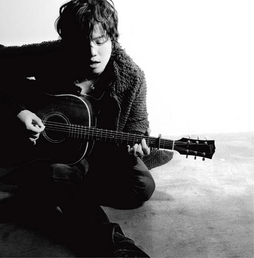 秦基博 – 僕らをつなぐもの (Premium Edition) 2009 [DVD ISO 2.59GB]