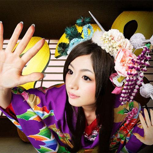 アイラミツキ – ？？？（スリークエスチョン）付属DVD 2010 [DVD ISO 1.24GB]