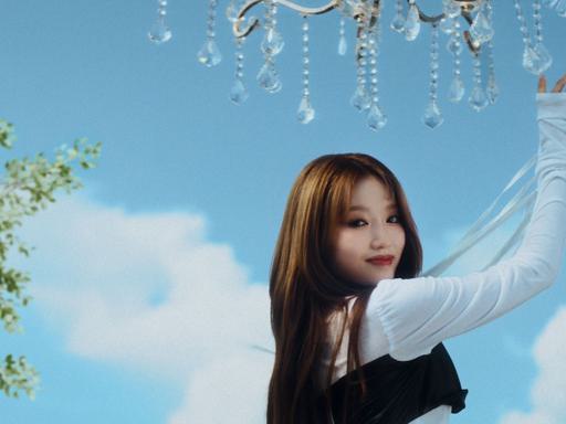 本月少女 Loossemble – TTYL [6K 3080P Bugs MP4 1.80GB]