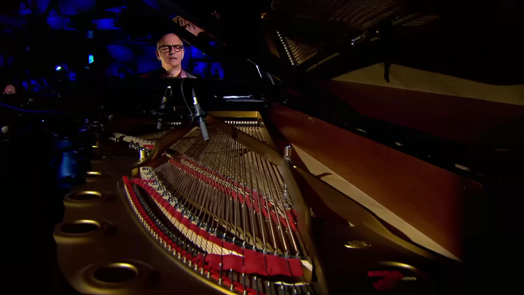 Ludovico Einaudi Live At Fabric London 2013 官方版 音乐会 [WEB-DL MP4 864MB]