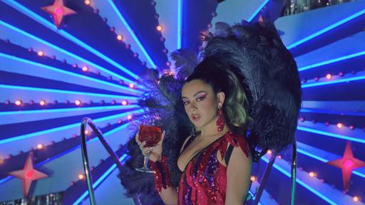 Charli XCX – Used To Know Me [2160P 4K] [Master MP4 3.41GB]