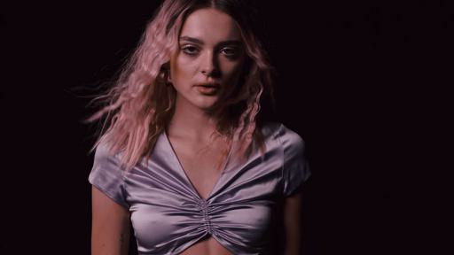 Alesso,Charlotte Lawrence – THE END [WEB-DL MP4 285.1MB]