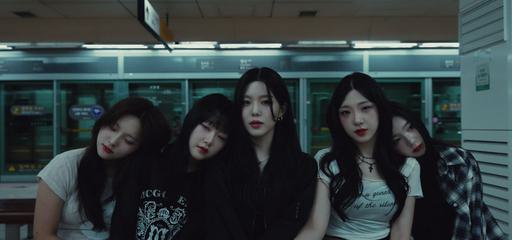 4X4 – LIGHT [2160P 4K] [Bugs MP4 1.96GB]