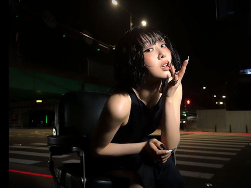 Yves – Soap (feat.PinkPantheress) [2160P 4K] [Bugs MP4 1.41GB]